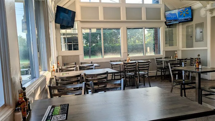 Berry Creek Cafe Picture 8