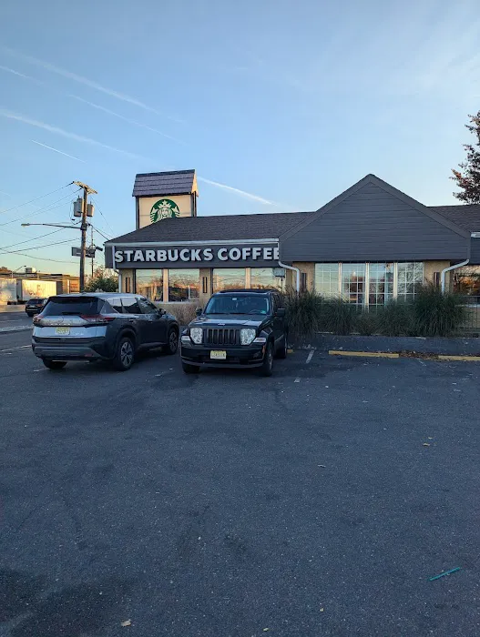 Starbucks Picture 10
