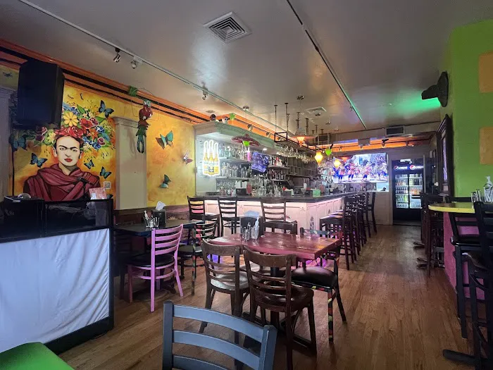 Al Chile (Al Toro) Mexican Bar Restaurant Picture 10