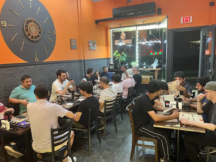 Hunger Halal Burgers, Platters & Pastas Picture 10