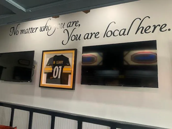 The Local Pub Picture 3