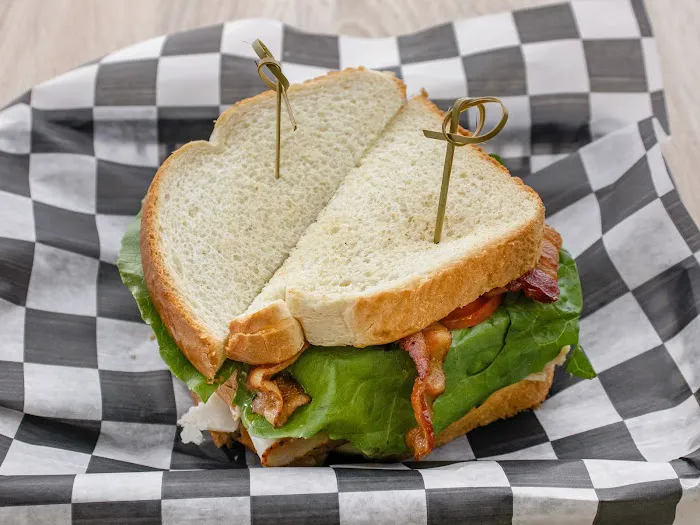 Terrace Ave Deli Picture 3