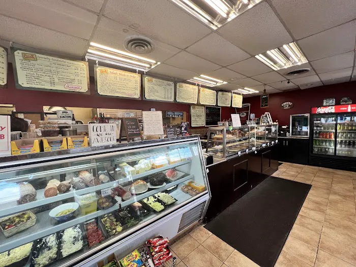 Prova Italian American Deli & Grill Picture 3