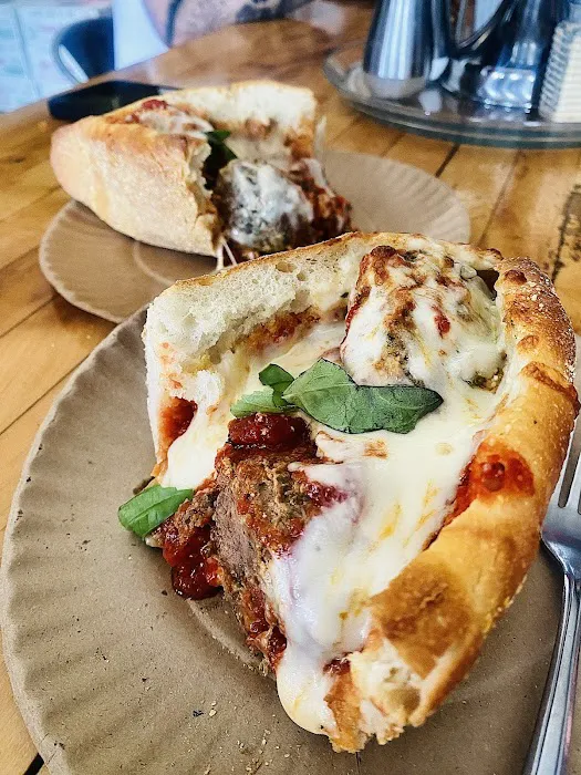 PizzAmore Italian Kitchen Picture 5