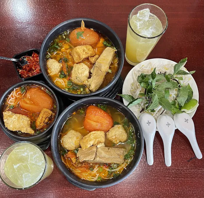 Binh Duong Restaurant Picture 4