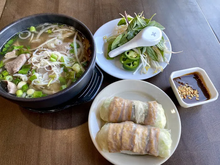Binh Duong Restaurant Picture 1