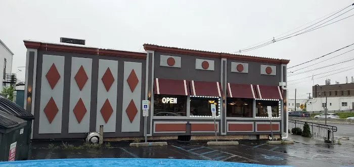 Meadowlands Diner Picture 2