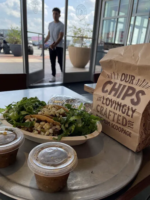 Chipotle Mexican Grill Picture 5