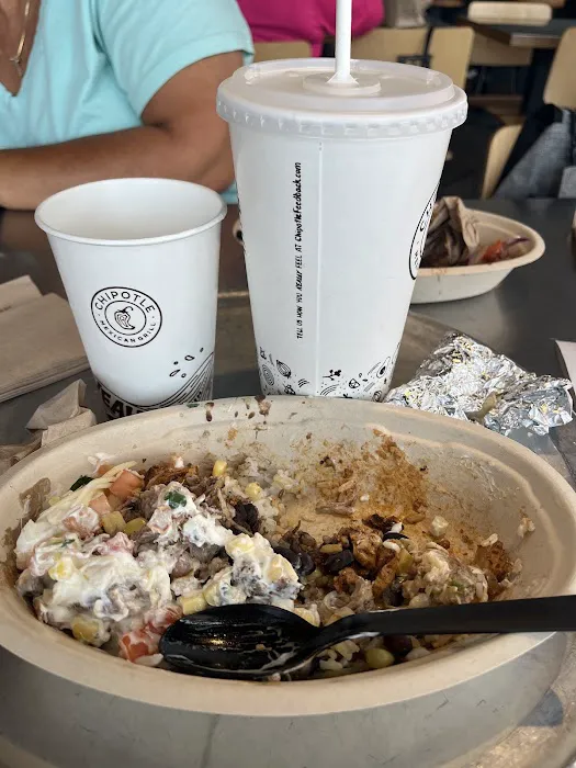 Chipotle Mexican Grill Picture 6