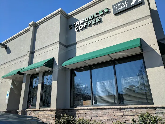 Starbucks Picture 2