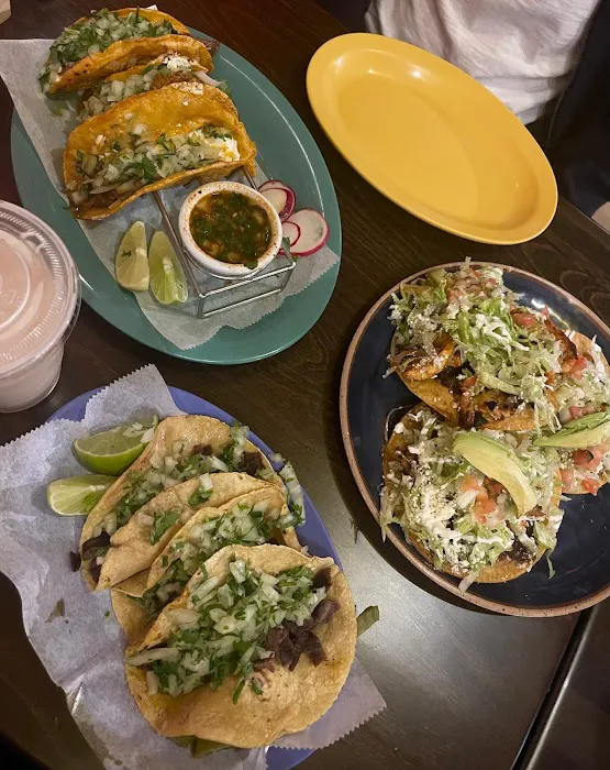 Taqueria Nacho Libre Picture 8