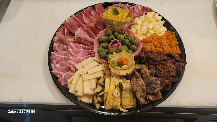 Annabella's House of Mozzarella Picture 5