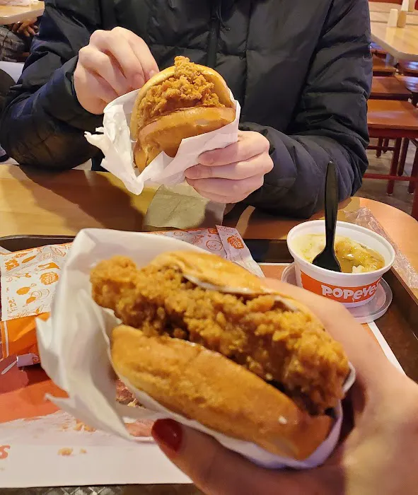 Popeyes Louisiana Kitchen Picture 9
