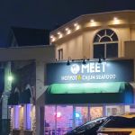 Meet Revolving Hotpot & Cajun Seafood