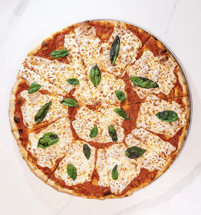 Amadeo Pizzeria Picture 7