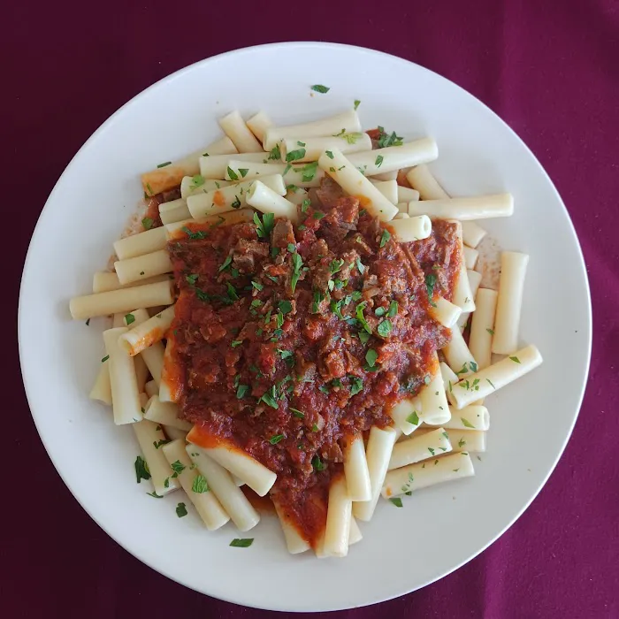 Chicos Pizza and Restaurant Picture 2