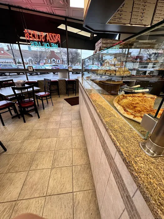 Plaza Pizza Picture 9