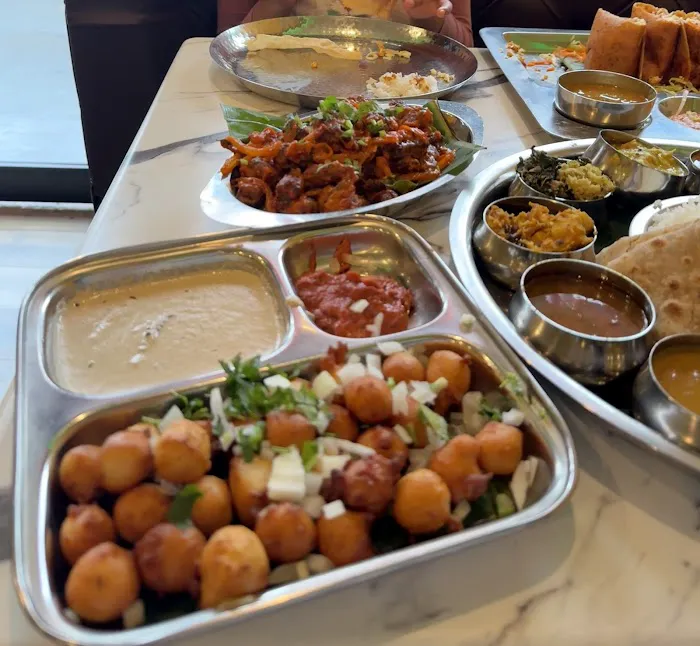 Balaji Bhavan pure vegetarian South Indian restaurant Picture 5
