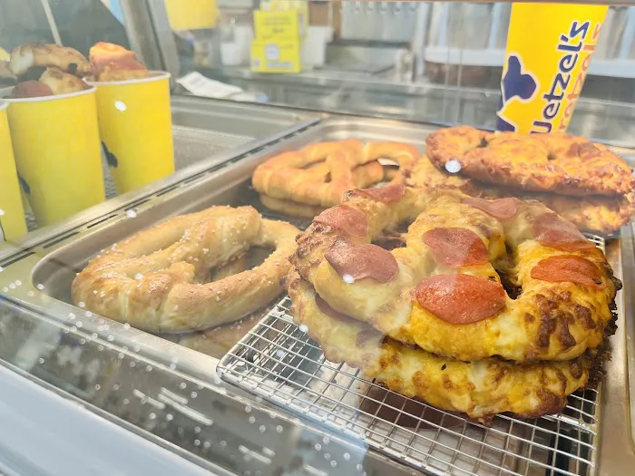 Wetzel's Pretzels Picture 2