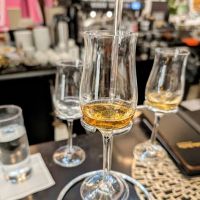 Isolla Bella Champagne Bar ico