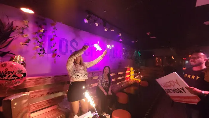LOS CRISTALES SHOTS BAR Picture 2