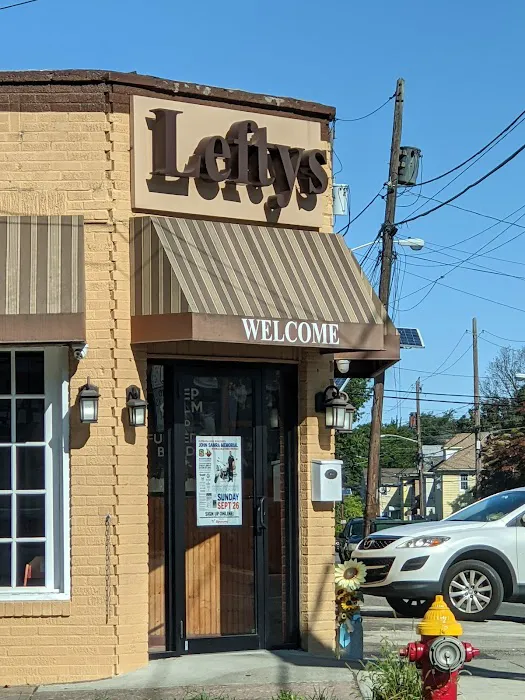 Lefty's Pizzeria and Restaurant Picture 3