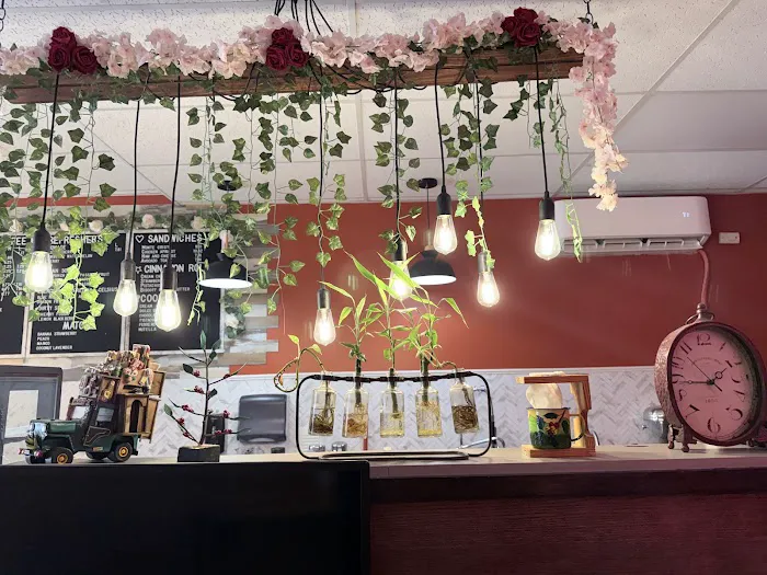 Coffee Garden Coffee House Picture 3