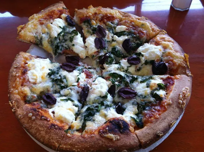 Singas Famous Pizza Picture 8