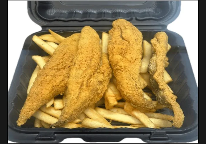 TeeCee’s Burgers, Wings & Shrimp (Halal) Picture 2