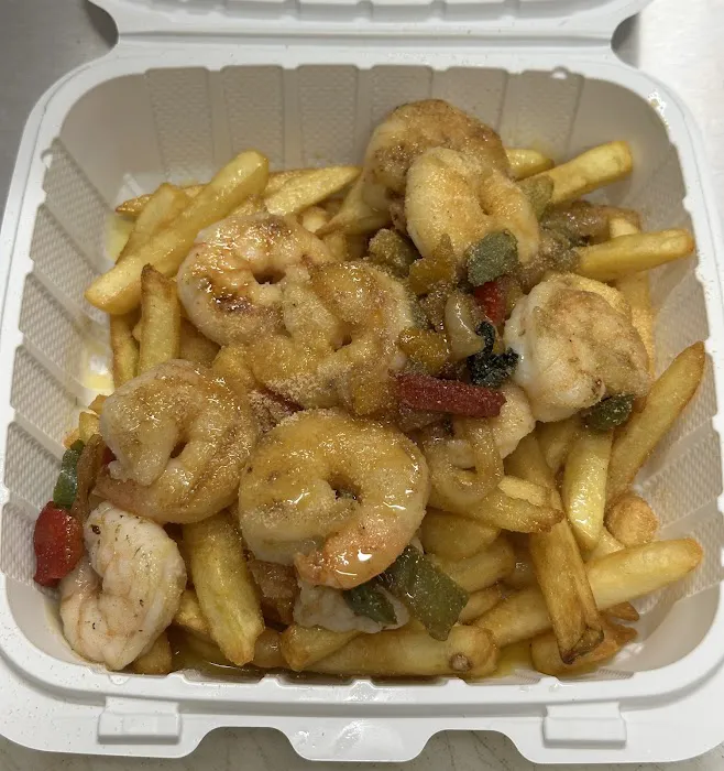 TeeCee’s Burgers, Wings & Shrimp (Halal) Picture 9