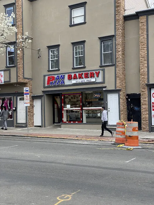 Pan Pizza Bakery Picture 5