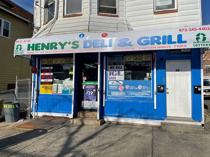 Henry's Deli & Grill Picture 4