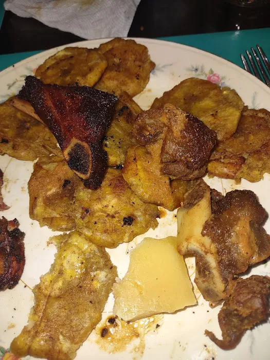3 Monkey's Fritura Restaurant Picture 1