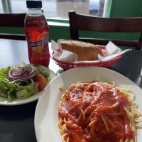 Vitos pizzeria & restaurant ico