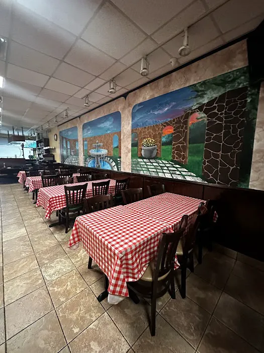 Vitos pizzeria & restaurant Picture 10
