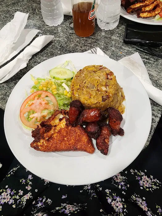 D’ salsa restaurant Picture 4