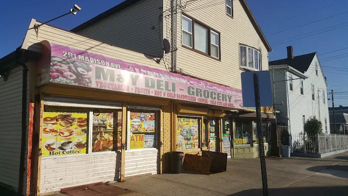 Getty Deli & Grocery Picture 2