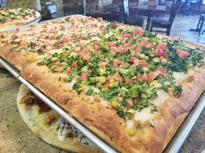 Wize Guys Brick Oven Pizzeria & Restaurant Picture 9