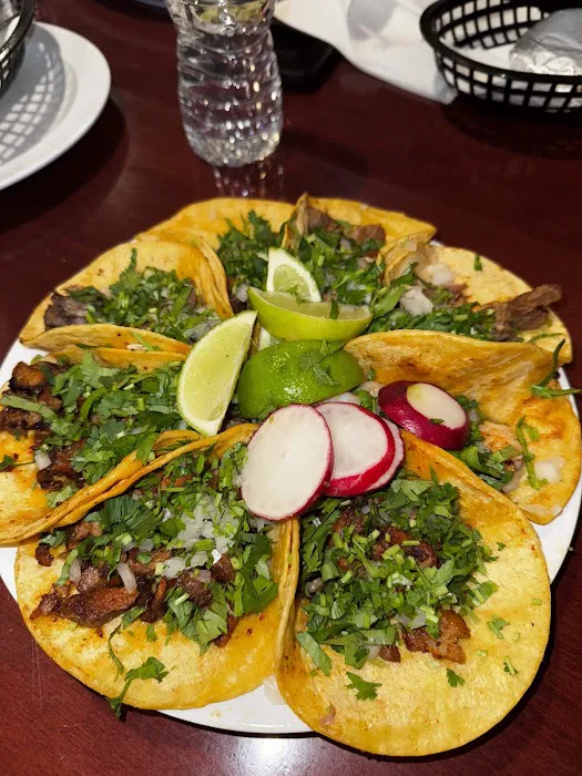 King Taqueria Picture 10