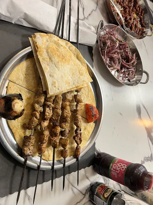 Halva Mediterranean Grill Picture 1