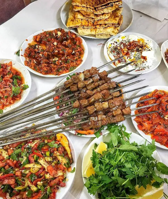 Halva Mediterranean Grill Picture 3