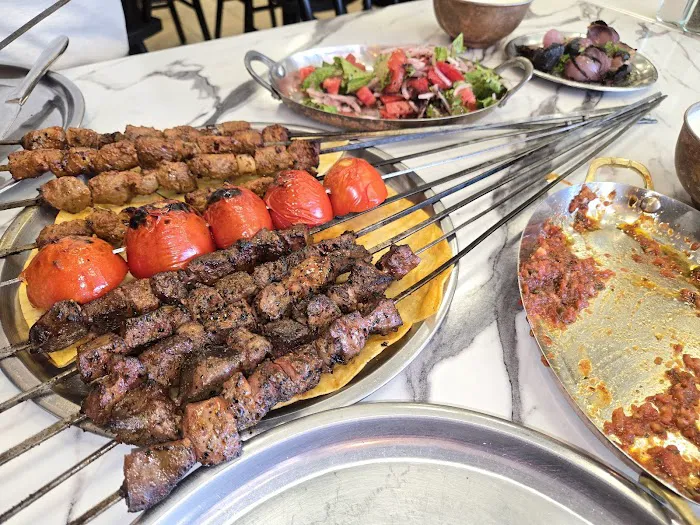 Halva Mediterranean Grill Picture 4