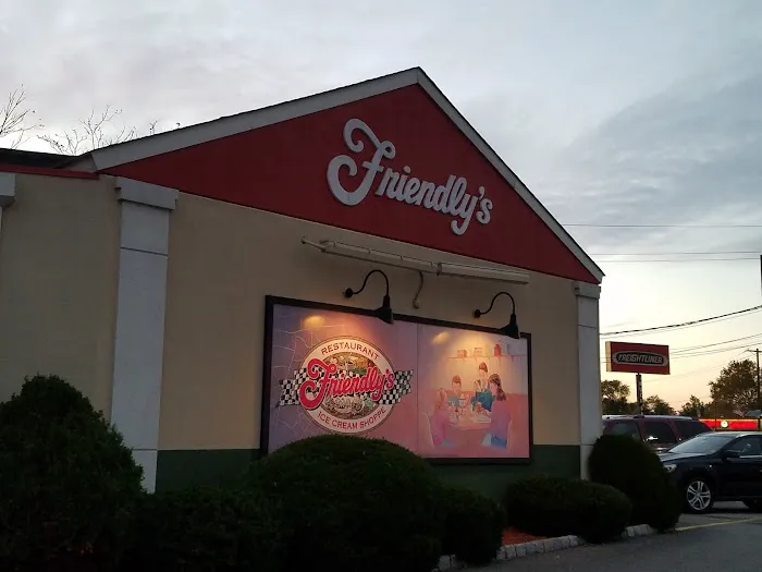 Friendly's Picture 10