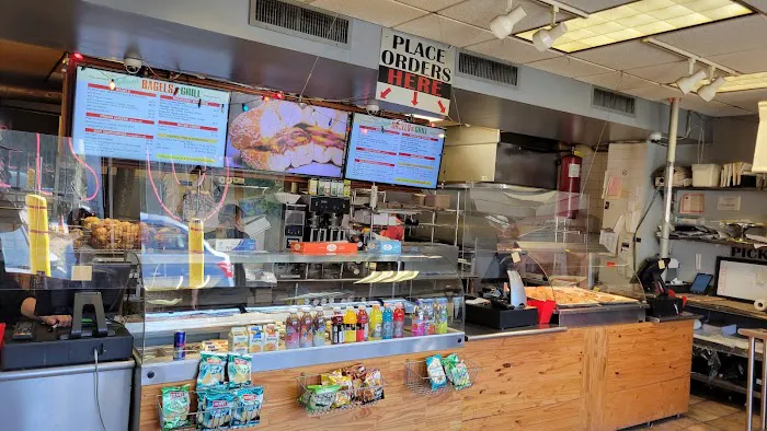 Midland Bagels & Grill Picture 3