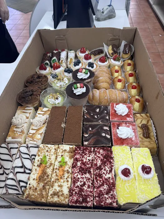 New Venice Bakery Picture 8