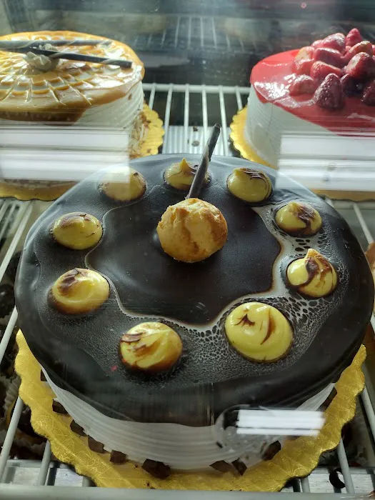 New Venice Bakery Picture 10