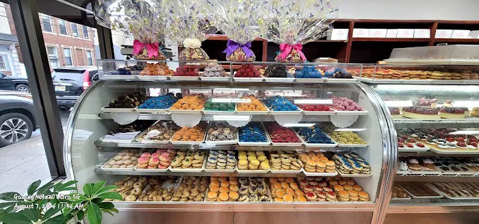 New Venice Bakery Picture 5