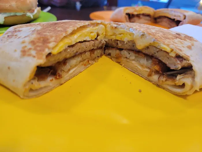 Uber Brunch Deli & Cafe Picture 6