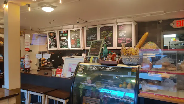 Uber Brunch Deli & Cafe Picture 2