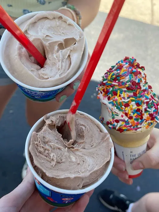 Dairy Queen (Treat) Picture 10